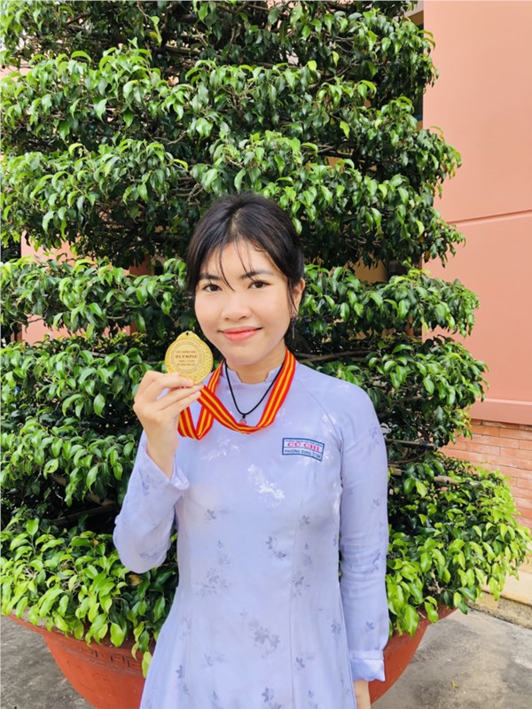 ĐỖ TRẦN PHƯƠNG DUNG_LỚP 11A4_HCV - NGỮ VĂN.jpg